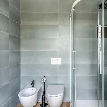 2 Bedroom Flaminio Vignola Apartment *
