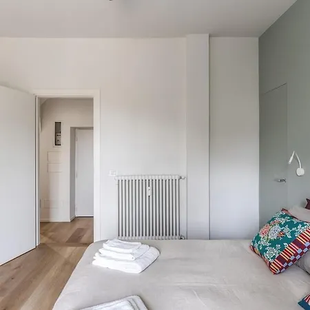 Apartment 2 Bedroom Flaminio Vignola Rome