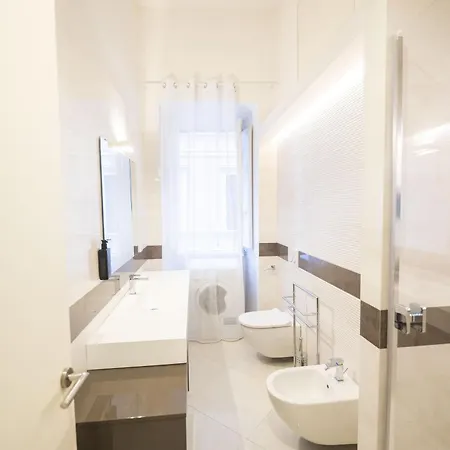 Lovely Nest With Balcony By The Spanish Steps *