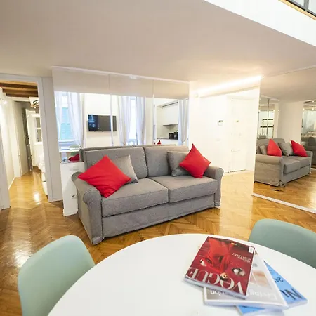 Lovely Nest With Balcony By The Spanish Steps * Rome
