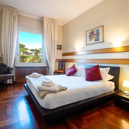Apartment In Rione Ludovisi *