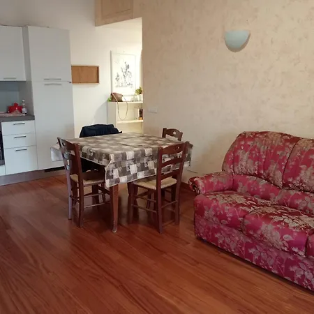 Casa Santa Cornelia Vicino A Ospedale Sant Andrea