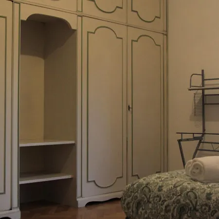 Domus Anna Apartment *