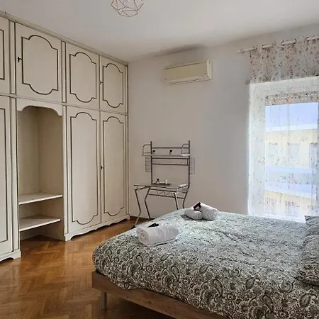 Apartment Domus Anna *