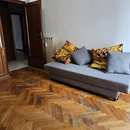 Domus Anna Apartment *
