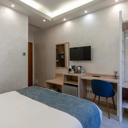 Drago D'oro - Accross From Metro Vittorio Emanuele Bed & Breakfast