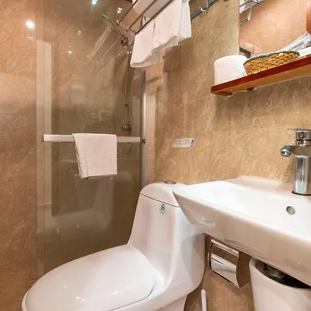 Bed & Breakfast Drago D'oro - Accross From Metro Vittorio Emanuele