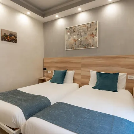 Bed & Breakfast Drago D'oro - Accross From Metro Vittorio Emanuele 2*