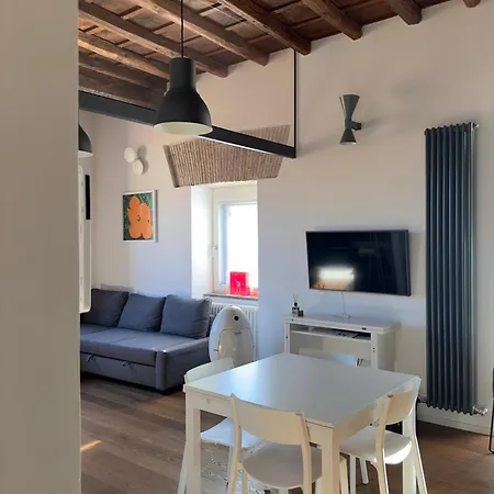 Cosy Reginella Apartment Rome
