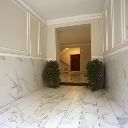 Apartamento Contessa 3br House Roma