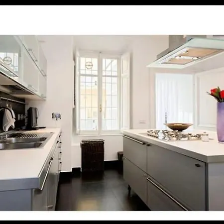 Luxury House 5stars * Rome