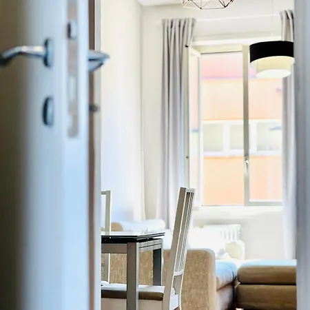 Apartment Cosy Sunny Coppede Balcony And Car Park Rome