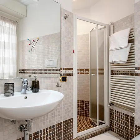 Al Settimo Cielo Cinecitta Guest house Rome