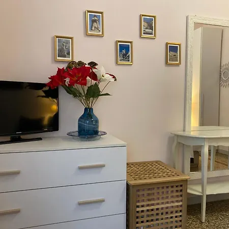 Emi House San Giovanni , Intero - 80 Mq * Rome