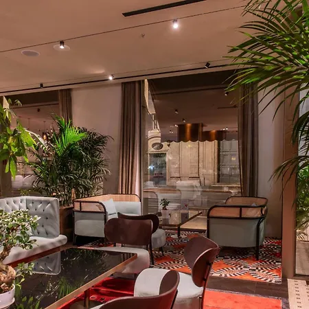 Radisson Collection Hotel, Antica Hotel Rome
