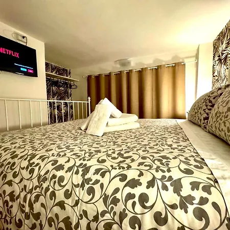 Machiavelli House Apartment *