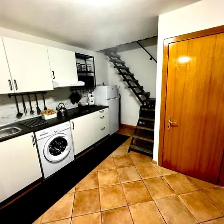 Machiavelli House Apartment *