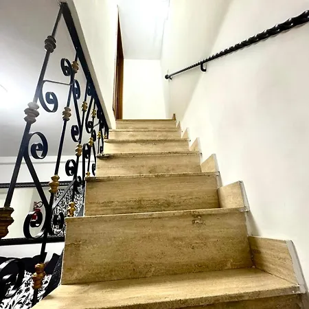 Machiavelli House Apartment Rome