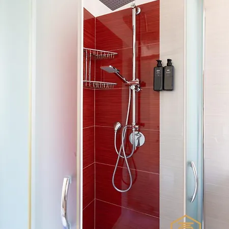 Deluxe 300mt To Metrob, 3 Bdrm-panoramic View Ac Rome