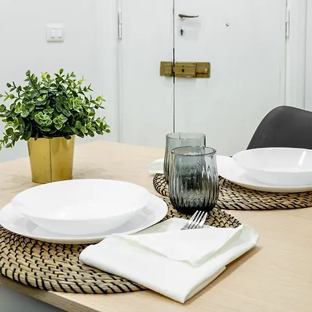 Centocinque Aparthouse - Luxe Apartment *