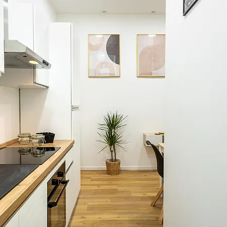 Centocinque Aparthouse - Luxe Apartment
