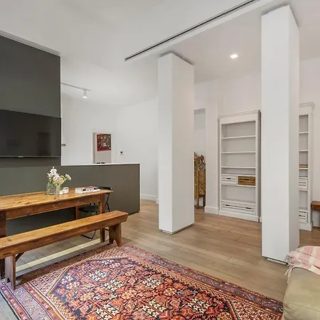 Bordeaux Luxury Apartment