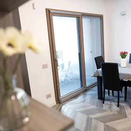 F House Trastevere Apartment *