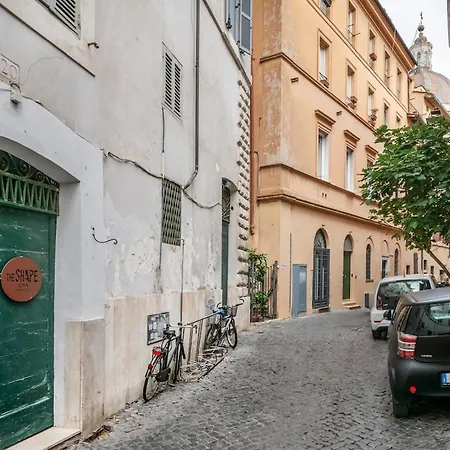Apartment Quiet Retreat In Ancient Rome
