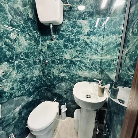 Bed & Breakfast Viktoria House