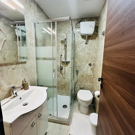 Viktoria House Bed & Breakfast