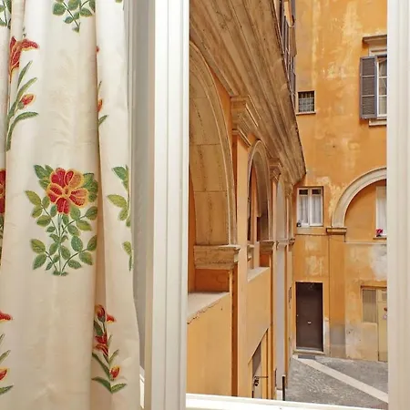 Apartment Pantheon Rondanini *