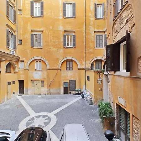 Apartment Pantheon Rondanini