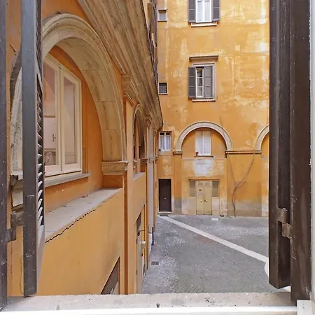 Apartment Pantheon Rondanini *