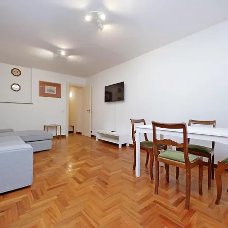 Apartment Pantheon Rondanini *