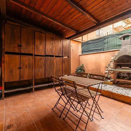 Apartment Casa Sincera - Ospedale Gemelli & Metro Battistini Rome