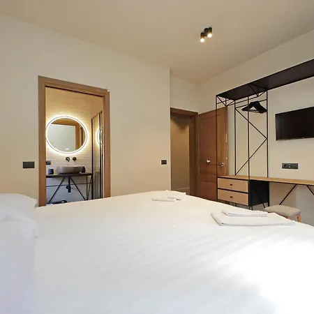 Guest house The Place Gallia Rome