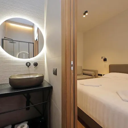 The Place Gallia Guest house Rome