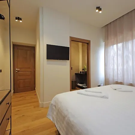 Guest house The Place Gallia Rome