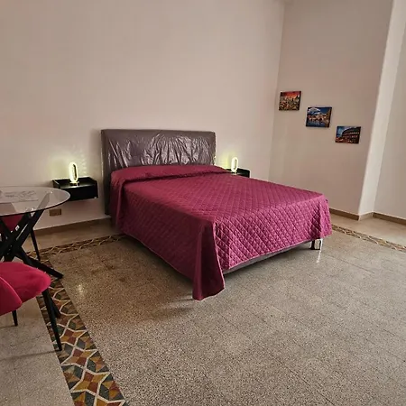 Piazza Ragusa 3* Rome