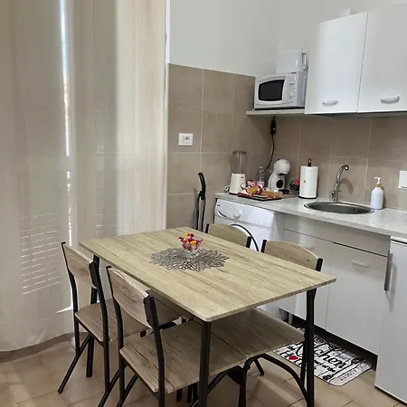 Appia Apartment