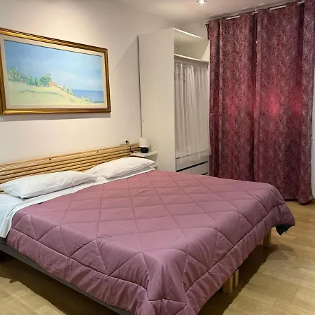 Garbatella Apartment *