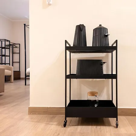 Apartman C3 Class Apartment, 2 Da Letto, 2 Bagni, Giardino Distante 15 Minuti A Piedi Da Fontana Di Trevi