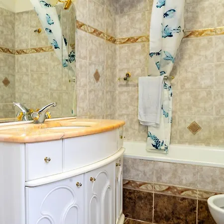 Apartment Charme Vintage And Comfort Two Steps From Metro A Rome