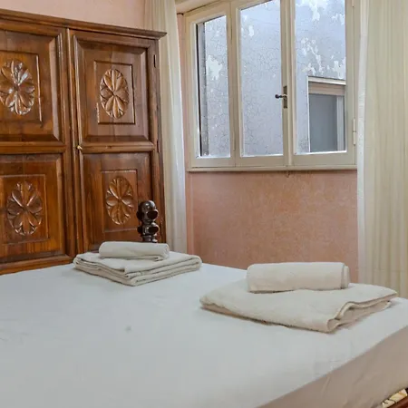 Apartment Charme Vintage And Comfort Two Steps From Metro A