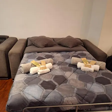 Apartment For 8 People Near Metro Train Bus Station Tiburtina Rome