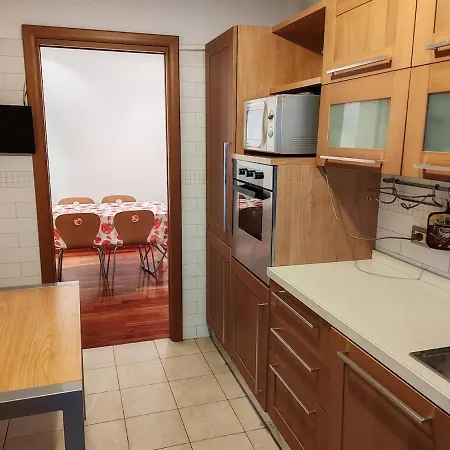 For 8 People Near Metro Train Bus Station Tiburtina Apartment