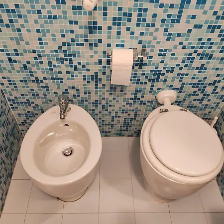 For 8 People Near Metro Train Bus Station Tiburtina Apartment Rome