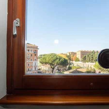 Divine View Apartment *