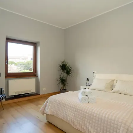 Divine View Apartment *