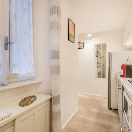 Vatican Chic House Ii Apartment